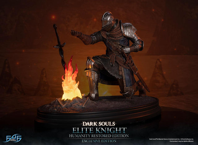 Dark Souls - Elite Knight: Humanity Restored Edition (Exclusive Edition) (ek_kneeling_ex_10.jpg)