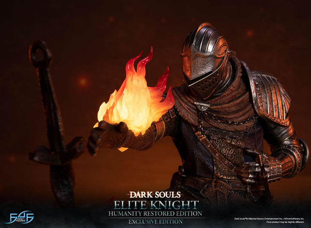 Dark Souls - Elite Knight: Humanity Restored Edition (Exclusive Edition) (ek_kneeling_ex_16.jpg)
