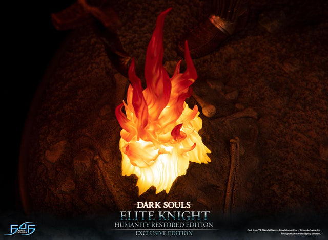 Dark Souls - Elite Knight: Humanity Restored Edition (Exclusive Edition) (ek_kneeling_ex_28.jpg)