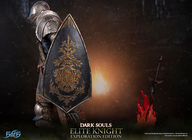 Dark Souls - Elite Knight: Exploration Edition (ek_walking_st_13.jpg)