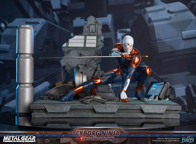 Metal Gear Solid - Cyborg Ninja (Gray Fox) (Exclusive Edition) (f673ffd0-d057-4228-8f12-4002b8596e6a.jpg)
