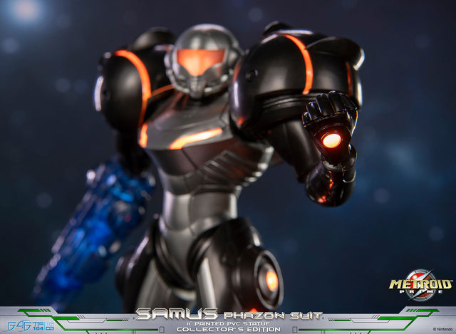 Metroid Prime™ - Samus Phazon Suit PVC (Collector’s Edition) (fd994f7b-d925-4114-be7d-1bdc672ff90c.jpg)