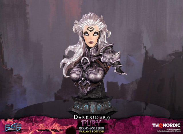 Darksiders - Fury Grand Scale Bust (Variant Edition) (furybustde_12_1.jpg)