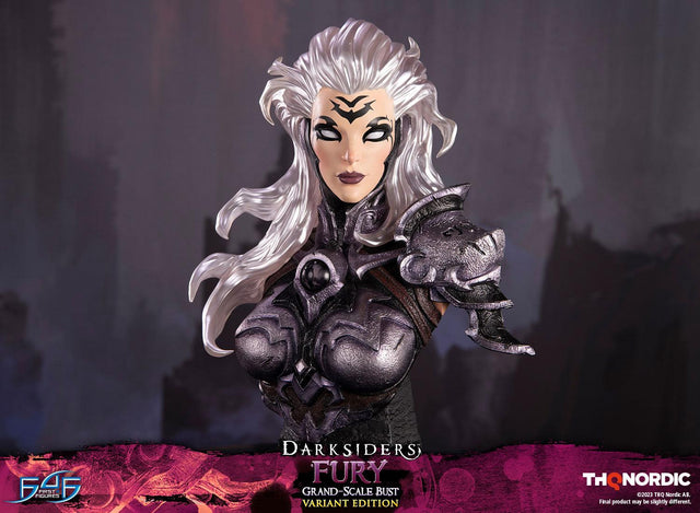 Darksiders - Fury Grand Scale Bust (Variant Edition) (furybustde_14_1.jpg)