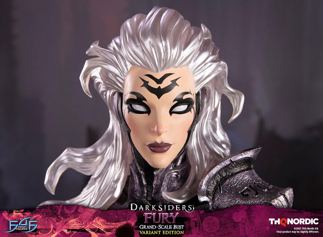 Darksiders - Fury Grand Scale Bust (Variant Edition) (furybustde_17_1.jpg)