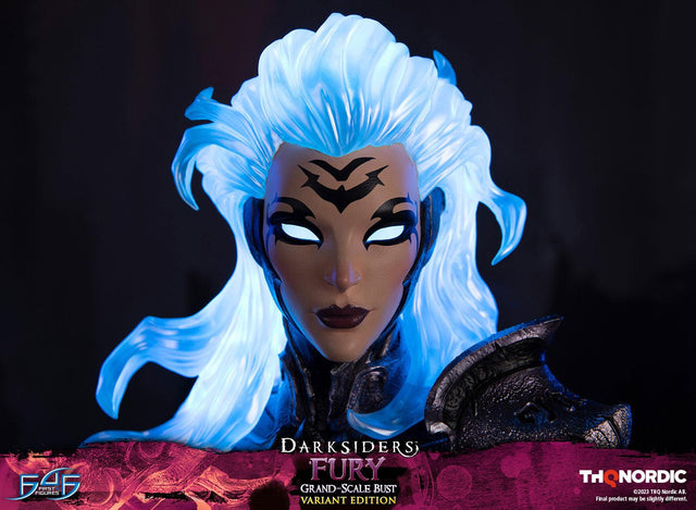 Darksiders - Fury Grand Scale Bust (Variant Edition) (furybustde_18_1.jpg)