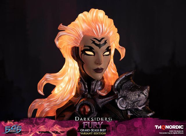 Darksiders - Fury Grand Scale Bust (Variant Edition) (furybustde_25_1.jpg)