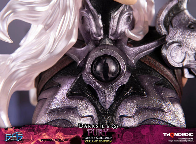 Darksiders - Fury Grand Scale Bust (Variant Edition) (furybustde_34_1.jpg)