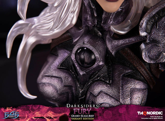 Darksiders - Fury Grand Scale Bust (Variant Edition) (furybustde_39_1.jpg)
