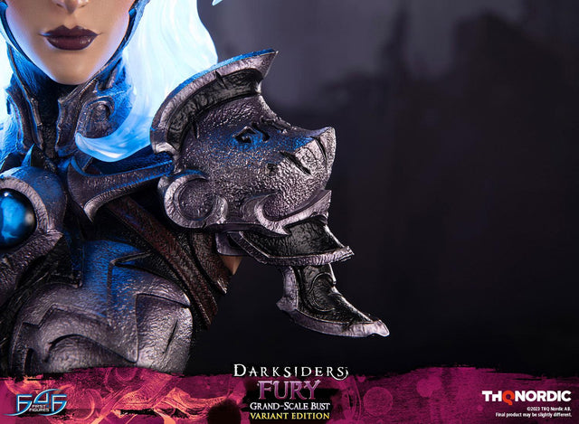 Darksiders - Fury Grand Scale Bust (Variant Edition) (furybustde_41_1.jpg)