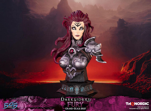 Darksiders - Fury Grand Scale Bust (furybustst_08.jpg)