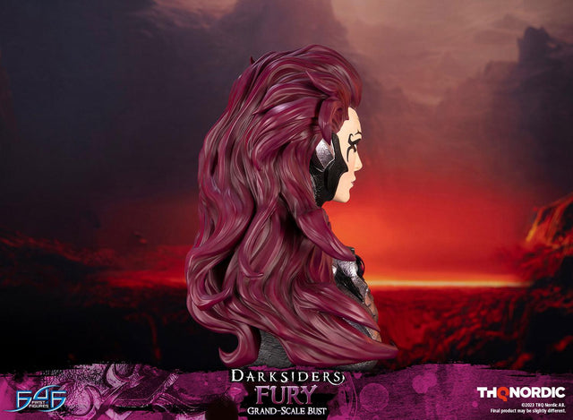 Darksiders - Fury Grand Scale Bust (furybustst_12.jpg)