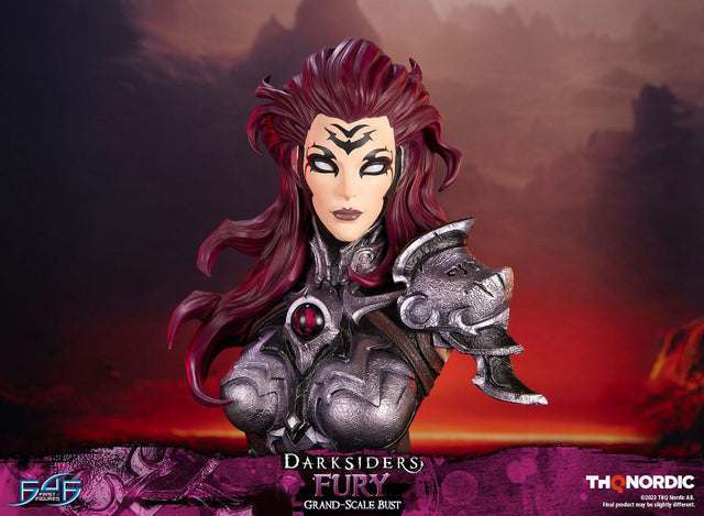 Darksiders - Fury Grand Scale Bust (furybustst_13.jpg)