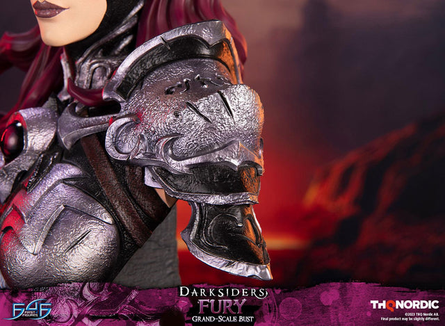 Darksiders - Fury Grand Scale Bust (furybustst_20.jpg)