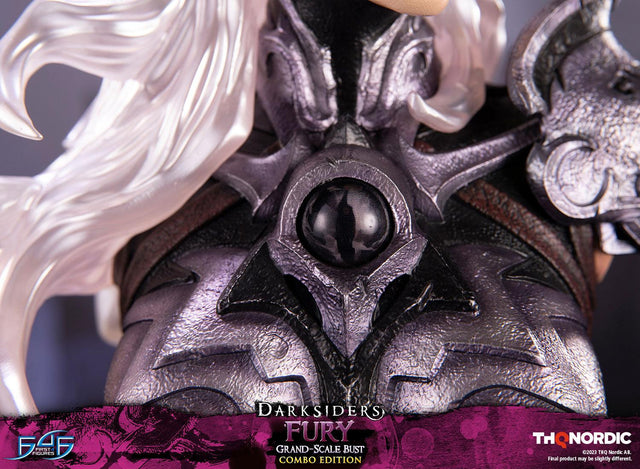 Darksiders - Fury - Grand Scale Bust (Combo Edition) (furybustve_34.jpg)