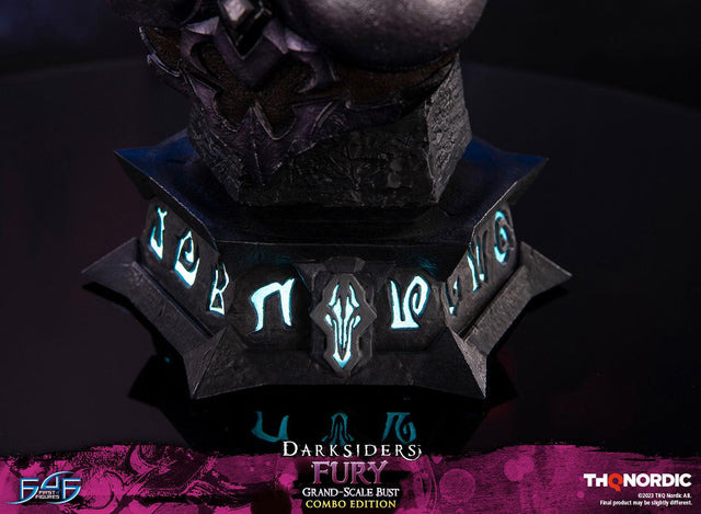 Darksiders - Fury - Grand Scale Bust (Combo Edition) (furybustve_44.jpg)