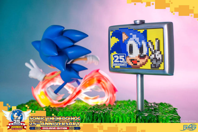 Sonic the Hedgehog 25th Anniversary (Exclusive) (horizontal_25_1.jpg)