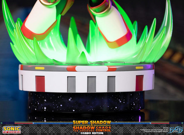 Sonic the Hedgehog™ – Super Shadow and Shadow the Hedgehog: Chaos Control (Combo Edition) (launchphoto_combo_17.jpg)