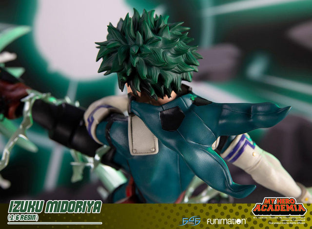 My Hero Academia – Izuku Midoriya Standard Edition (1/6 Resin) (launchphoto_deku_resinstn-15.jpg)