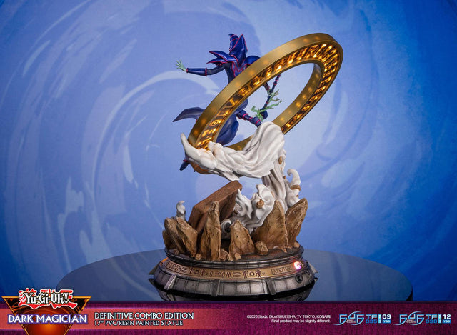 Yu-Gi-Oh! – Dark Magician (Definitive Combo Edition) (launchphoto_dmblue_de-05_1.jpg)