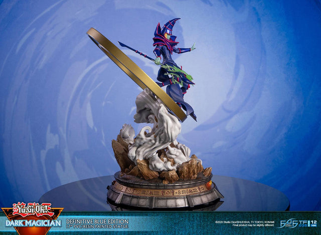 Yu-Gi-Oh! – Dark Magician (Definitive Blue Edition) (launchphoto_dmblue_de-10.jpg)