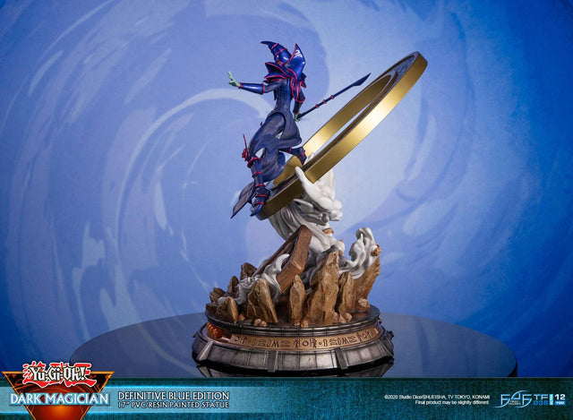 Yu-Gi-Oh! – Dark Magician (Definitive Blue Edition) (launchphoto_dmblue_de-14.jpg)
