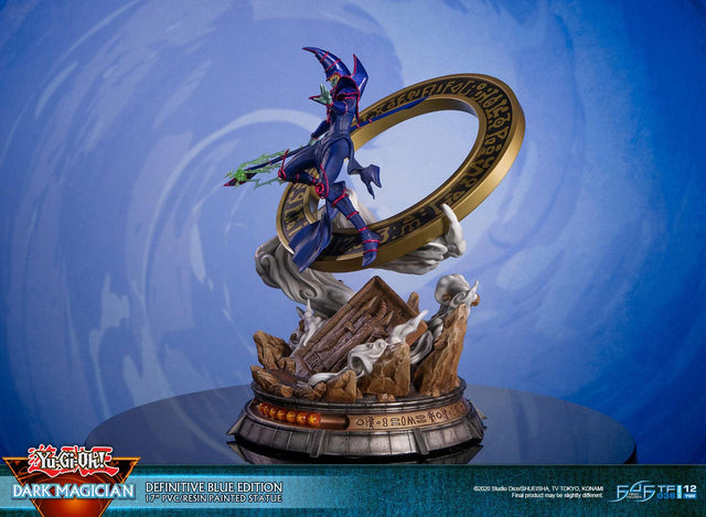 Yu-Gi-Oh! – Dark Magician (Definitive Blue Edition) (launchphoto_dmblue_de-15.jpg)