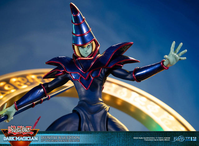 Yu-Gi-Oh! – Dark Magician (Definitive Blue Edition) (launchphoto_dmblue_de-24.jpg)
