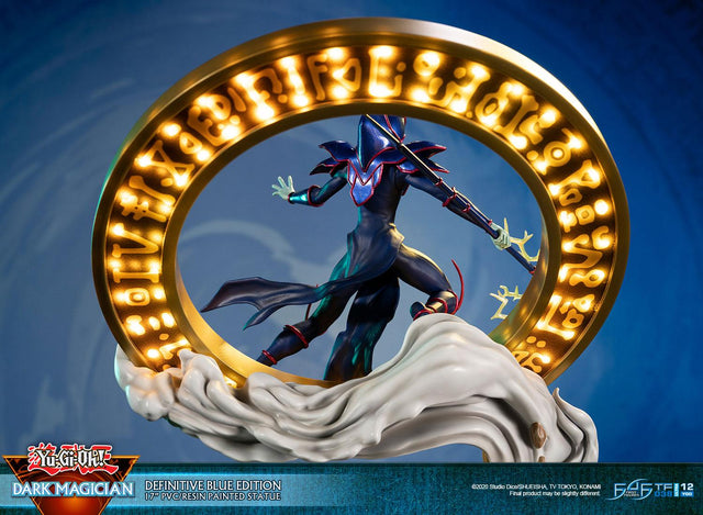 Yu-Gi-Oh! – Dark Magician (Definitive Blue Edition) (launchphoto_dmblue_de-28.jpg)