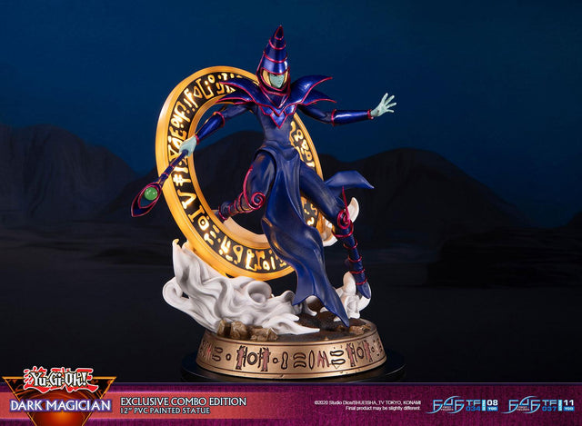 Yu-Gi-Oh! – Dark Magician (Exclusive Combo Edition) (launchphoto_dmblue_ex-01_1.jpg)