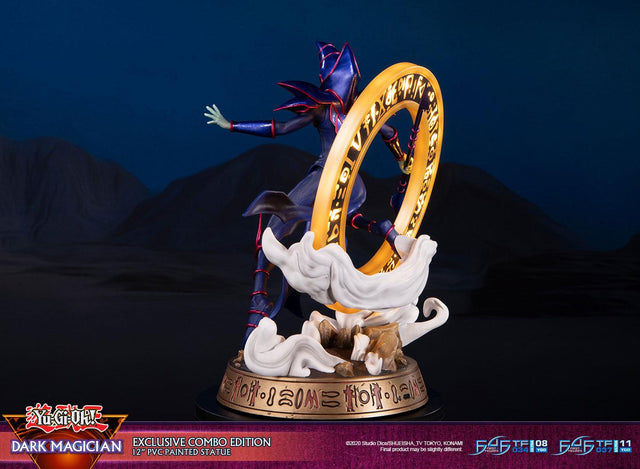 Yu-Gi-Oh! – Dark Magician (Exclusive Combo Edition) (launchphoto_dmblue_ex-05_1.jpg)