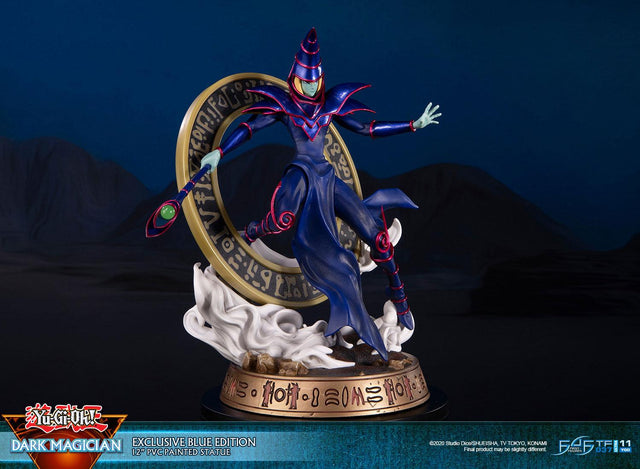 Yu-Gi-Oh! – Dark Magician (Exclusive Blue Edition) (launchphoto_dmblue_ex-09.jpg)