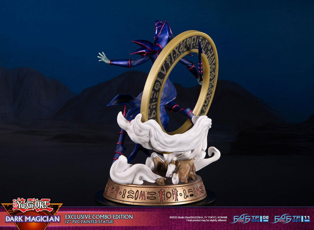 Yu-Gi-Oh! – Dark Magician (Exclusive Combo Edition) (launchphoto_dmblue_ex-13_1.jpg)