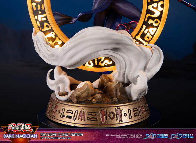 Yu-Gi-Oh! – Dark Magician (Exclusive Combo Edition) (launchphoto_dmblue_ex-20_1.jpg)