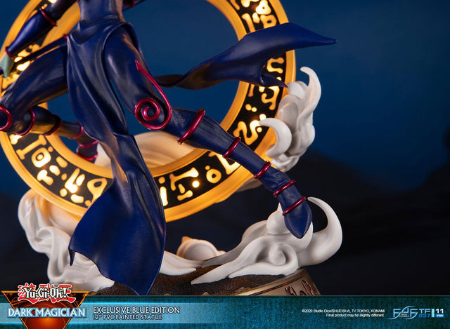 Yu-Gi-Oh! – Dark Magician (Exclusive Blue Edition) (launchphoto_dmblue_ex-21.jpg)