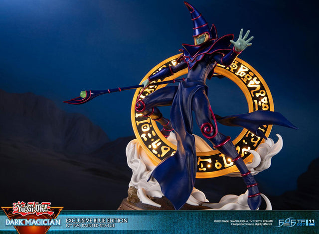 Yu-Gi-Oh! – Dark Magician (Exclusive Blue Edition) (launchphoto_dmblue_ex-23.jpg)
