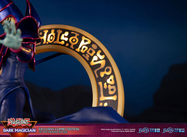 Yu-Gi-Oh! – Dark Magician (Exclusive Combo Edition) (launchphoto_dmblue_ex-30_1.jpg)