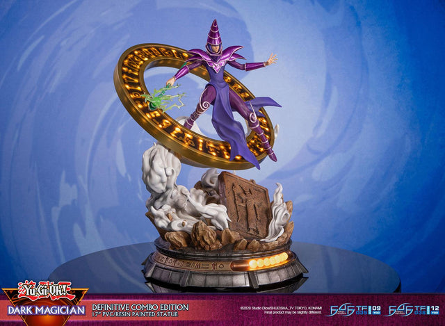 Yu-Gi-Oh! – Dark Magician (Definitive Combo Edition) (launchphoto_dmpurple_de-01_1.jpg)