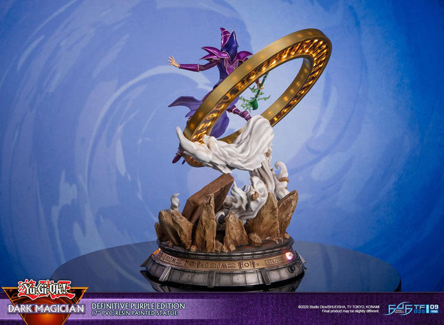 Yu-Gi-Oh! – Dark Magician (Definitive Purple Edition) (launchphoto_dmpurple_de-05.jpg)