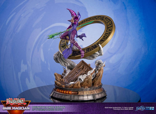Yu-Gi-Oh! – Dark Magician (Definitive Purple Edition) (launchphoto_dmpurple_de-15.jpg)