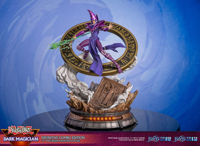 Yu-Gi-Oh! – Dark Magician (Definitive Combo Edition) (launchphoto_dmpurple_de-16_1.jpg)