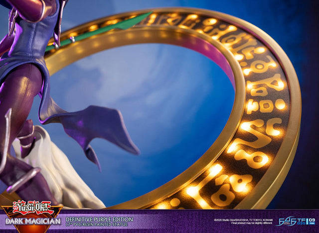 Yu-Gi-Oh! – Dark Magician (Definitive Purple Edition) (launchphoto_dmpurple_de-21.jpg)