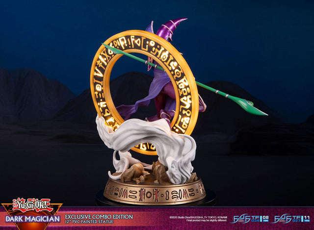 Yu-Gi-Oh! – Dark Magician (Exclusive Combo Edition) (launchphoto_dmpurple_ex-03_1.jpg)