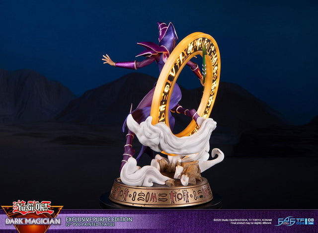 Yu-Gi-Oh! – Dark Magician (Exclusive Purple Edition) (launchphoto_dmpurple_ex-05.jpg)