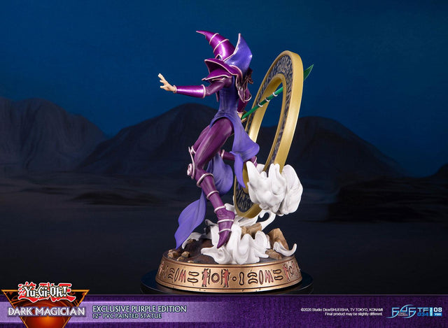 Yu-Gi-Oh! – Dark Magician (Exclusive Purple Edition) (launchphoto_dmpurple_ex-14.jpg)