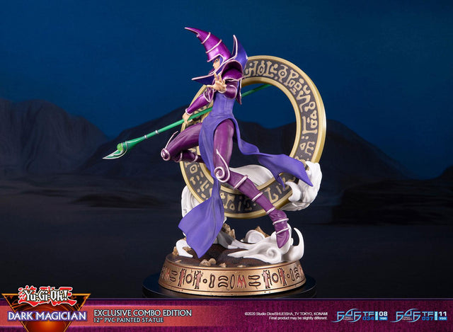 Yu-Gi-Oh! – Dark Magician (Exclusive Combo Edition) (launchphoto_dmpurple_ex-15_1.jpg)