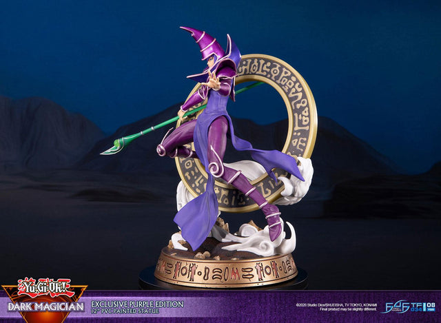 Yu-Gi-Oh! – Dark Magician (Exclusive Purple Edition) (launchphoto_dmpurple_ex-15.jpg)
