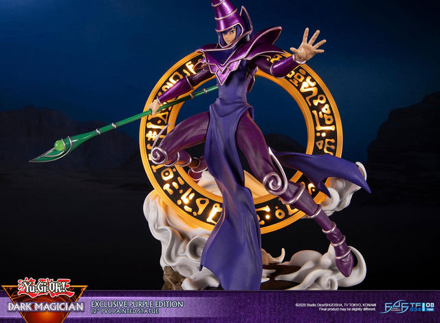 Yu-Gi-Oh! – Dark Magician (Exclusive Purple Edition) (launchphoto_dmpurple_ex-18.jpg)