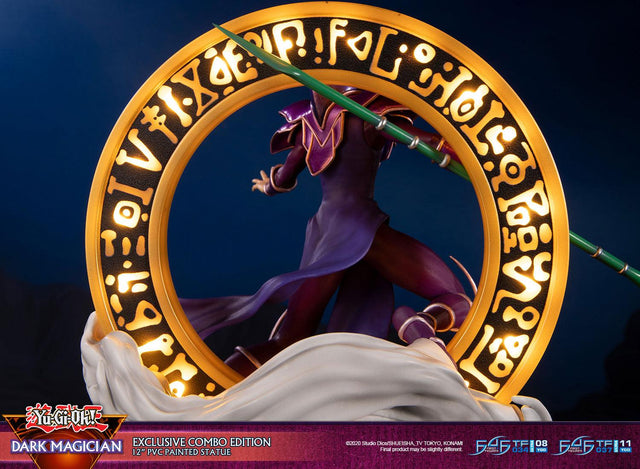 Yu-Gi-Oh! – Dark Magician (Exclusive Combo Edition) (launchphoto_dmpurple_ex-21_1.jpg)