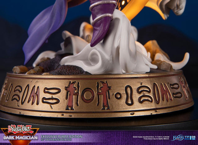 Yu-Gi-Oh! – Dark Magician (Exclusive Purple Edition) (launchphoto_dmpurple_ex-24.jpg)
